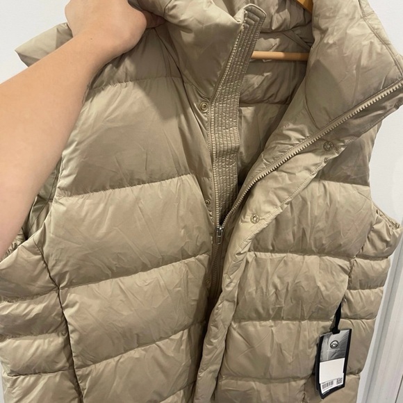 Lululemon men wunder puff vest - Picture 2 of 2